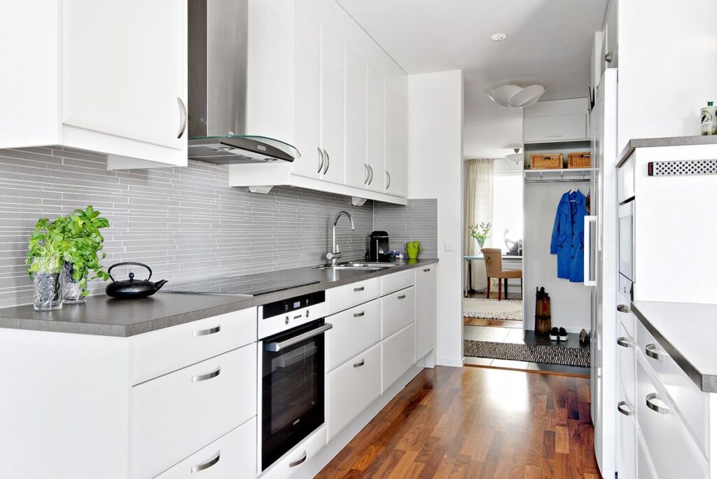 Totalrenovering av lägenhet. Skår Torp